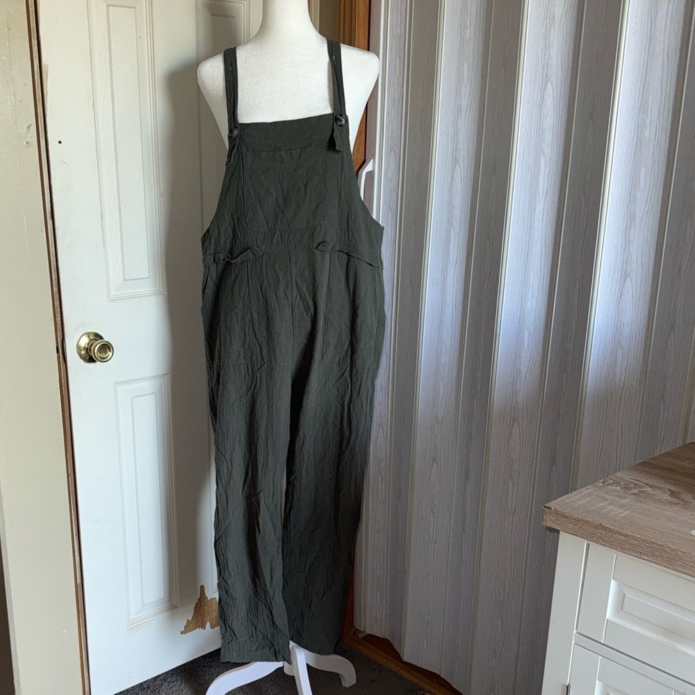 Women’s Small Sleeveless Green Overall